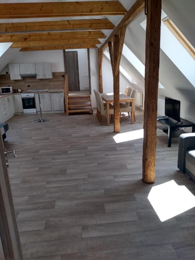 Apartmány LoNo Jičín Exterior foto