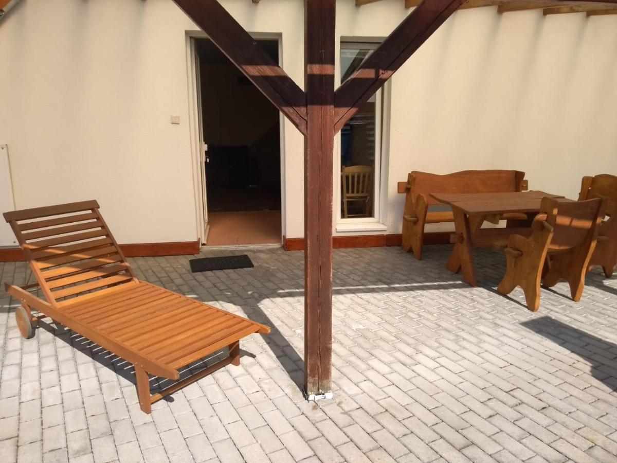 Apartmány LoNo Jičín Exterior foto